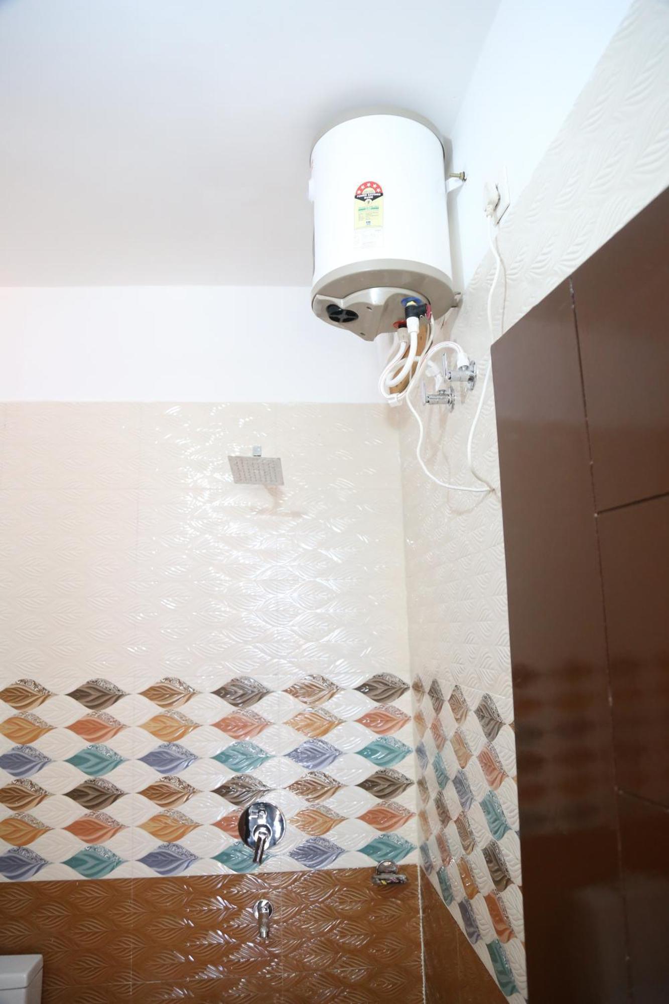 Hotel Yog Tapovan- Rafting Available Ришикеш Экстерьер фото