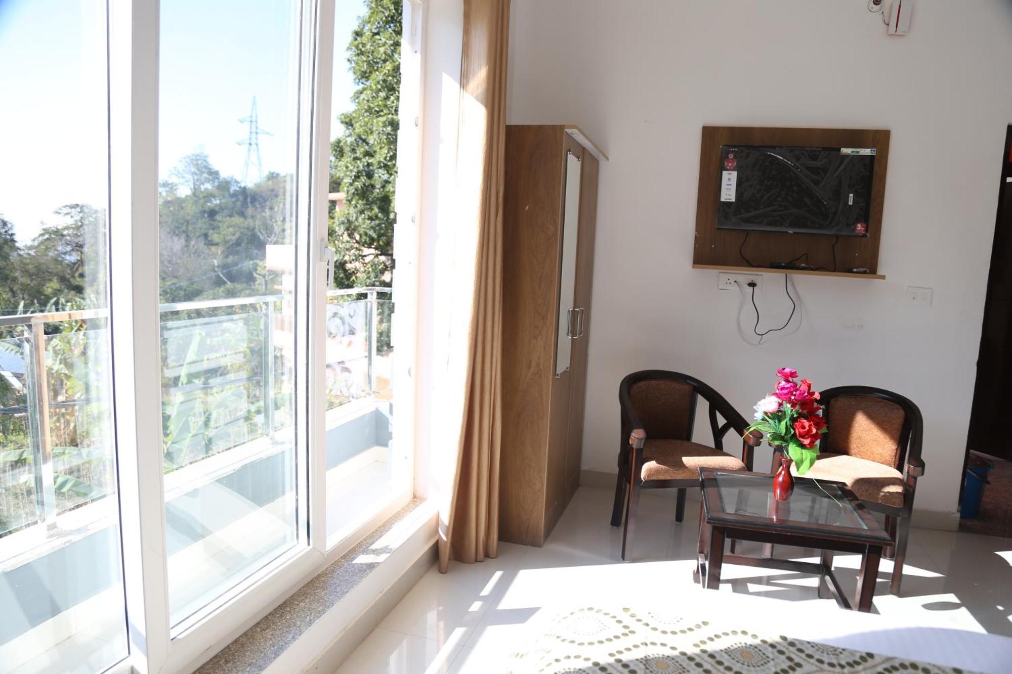 Hotel Yog Tapovan- Rafting Available Ришикеш Экстерьер фото